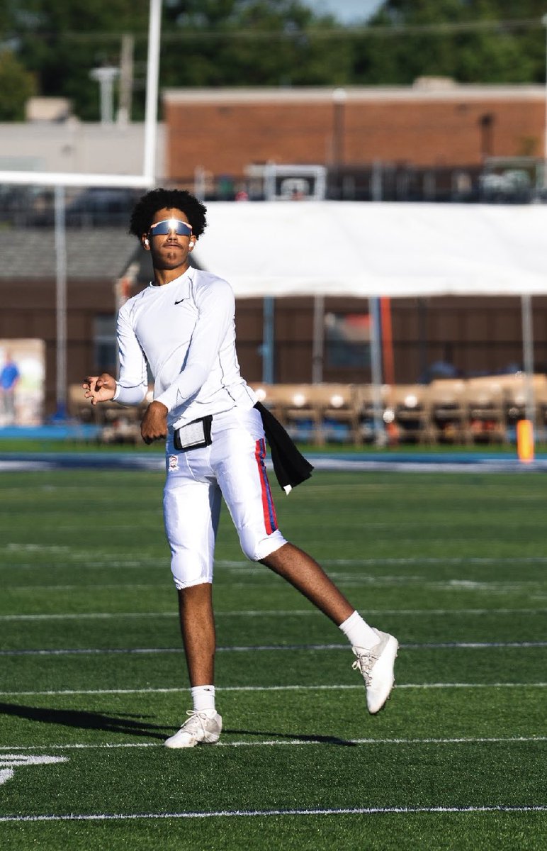 Elijah Barnes tweet media