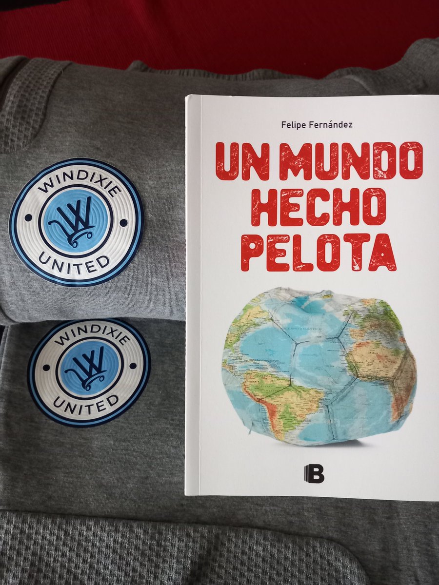La banda del <a href="/WindixieUnited/">Windixie United ⭐️⭐️⭐️⭐️👑</a> no te deja sin ropa aunque vivas a dos continentes de distancia. De paso va y te compra #UnMundoHechoPelota