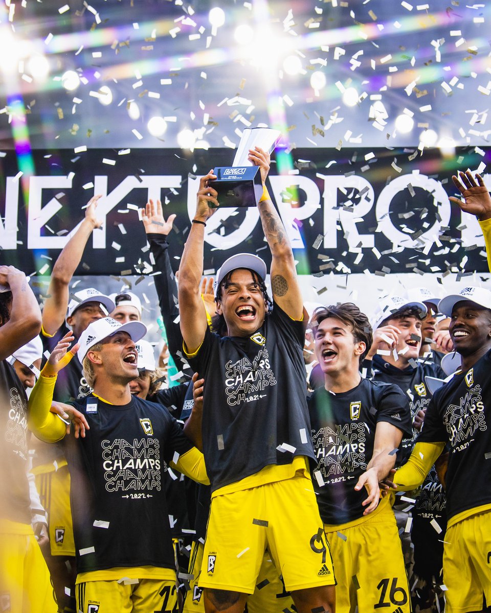 twebz7's tweet photo. What a moment, so blessed. Glory to Columbus @ColumbusCrew2 https://t.co/F2h5HfZaiC
