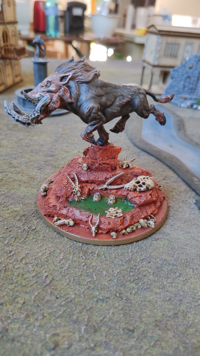 Went back to the Czech Rep to play some Warhammer, and managed to win the End Times GT with the naked ladz and The Boarspine Incarnate. It was lovely to meet our Czech friends and see how AoS is growing there! Great event!