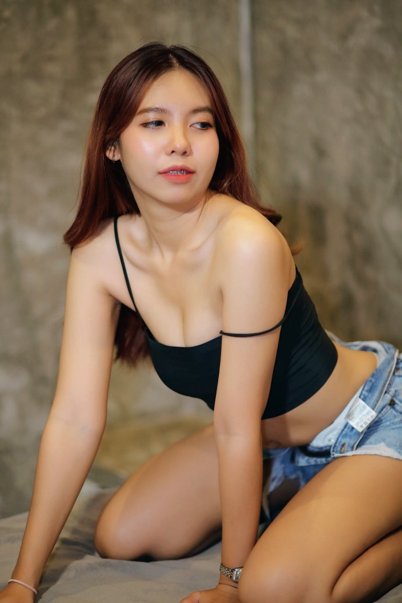 Toooooo08's tweet photo. จะเป็นเด็กดีรึจะเป็นดื้อ รึมาเป็นแฟนเราก็ได้นะ พามพ๊าม🤣 #สาวกาฬสินธุ์ https://t.co/7csmsdCiFm