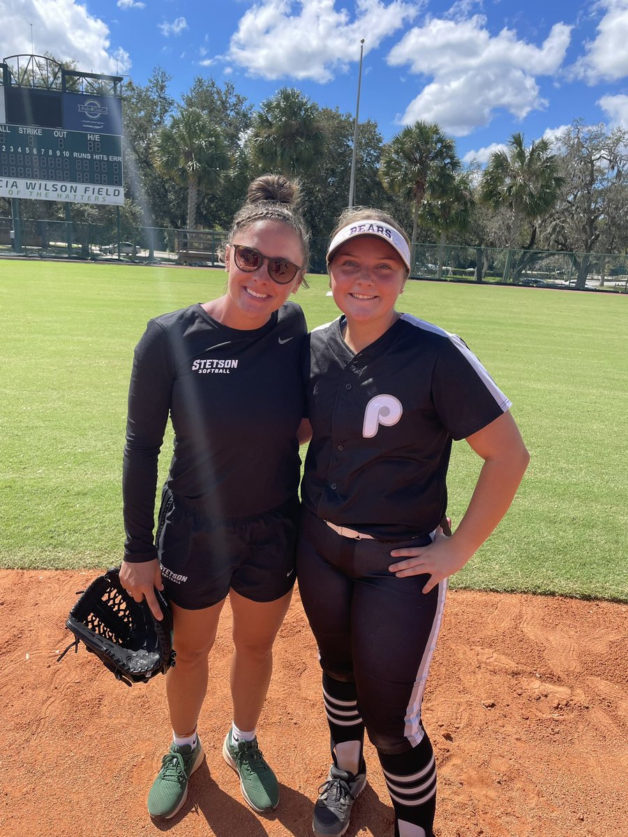 Hannah Booth tweet media