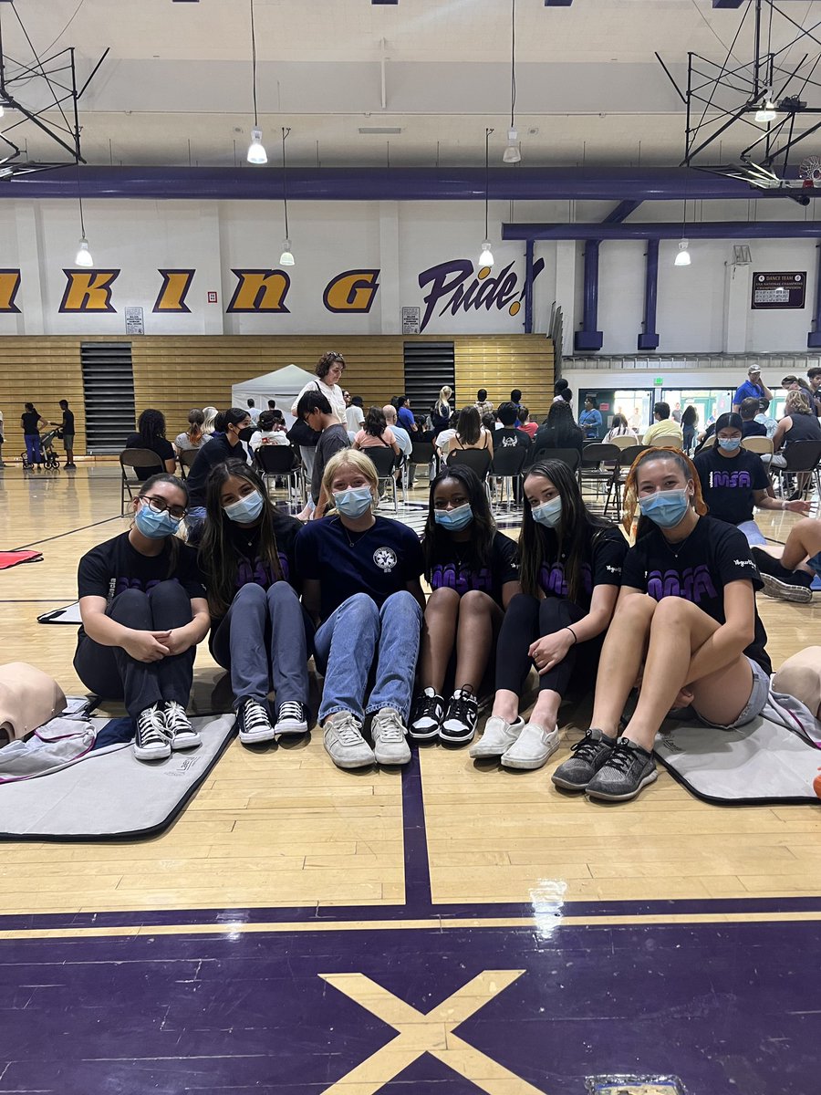 valenciahighmsa's tweet photo. Saving Hearts organization from UCLA were at Valencia HS yesterday. Over 400 students from all over SCV had their heart tested with ECG and ECHO if needed. All tests were read by Cardiologists. MSA is thankful to work with such a great organization!!   https://t.co/eYEFzL5dv7 https://t.co/LNgiB1PqgY