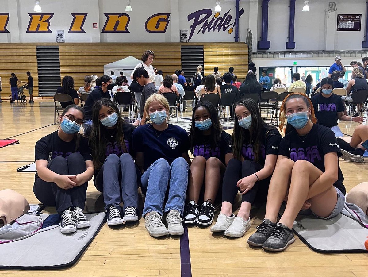 valenciahighmsa's tweet photo. Saving Hearts organization from UCLA were at Valencia HS yesterday. Over 400 students from all over SCV had their heart tested with ECG and ECHO if needed. All tests were read by Cardiologists. MSA is thankful to work with such a great organization!!   https://t.co/eYEFzL5dv7 https://t.co/LNgiB1PqgY