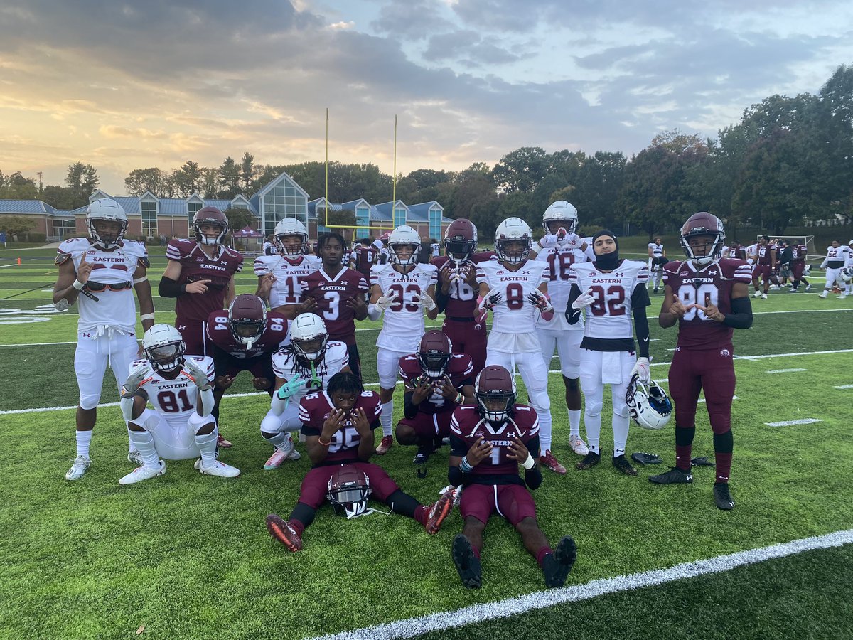 CoachPidgeon's tweet image. 🦅🦅🦅

#ThrowItUp #WRs #FlyWithUs