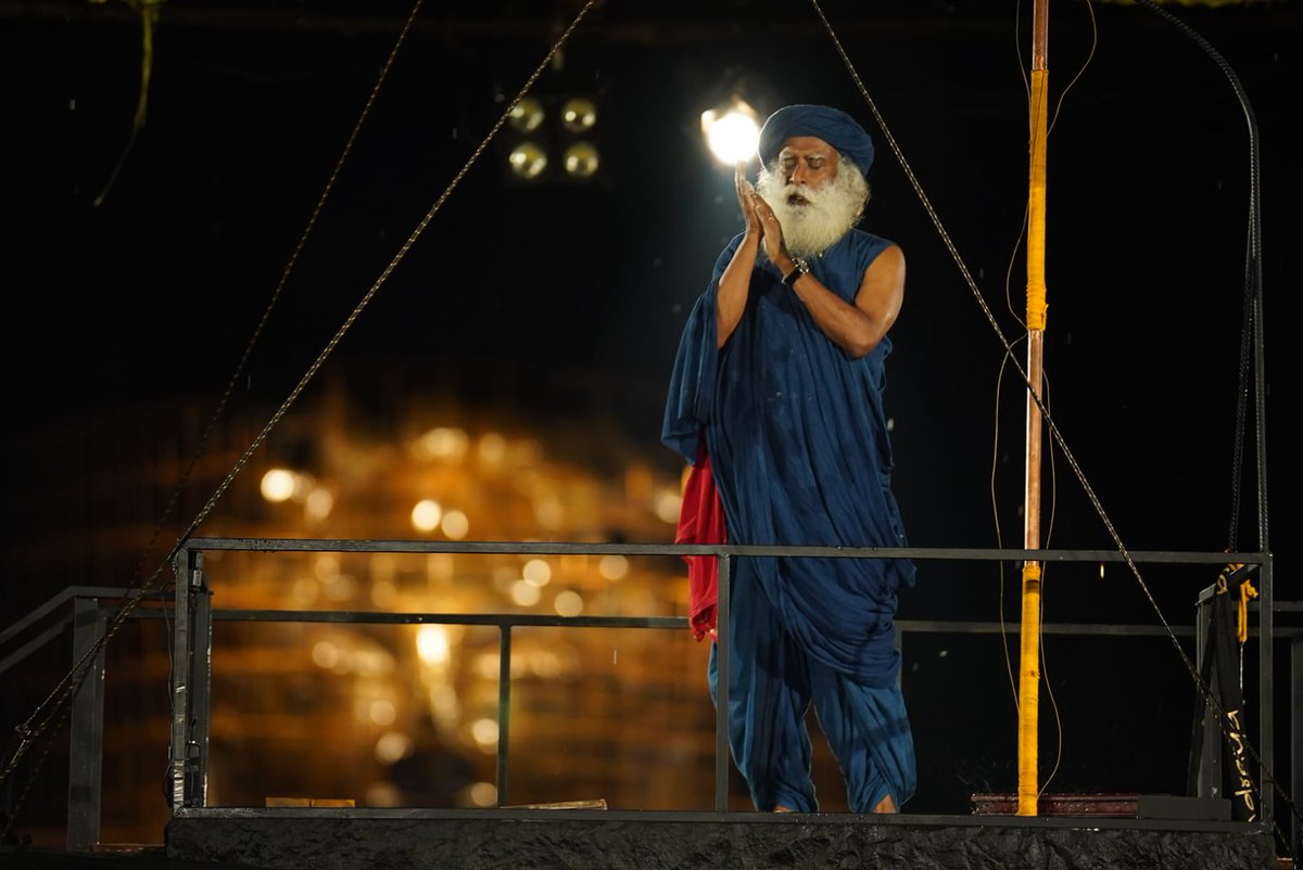 SadhguruJV's tweet photo. #Naga is about making survival an effortless process so human beings can invest themselves in transcending the limitations of body &amp; mind. The #NagaSadhana will offer this possibility to anyone who wants to work towards their own liberation. -Sg
 #IshaYogaCenterBengaluru https://t.co/ngBJWs6FjS