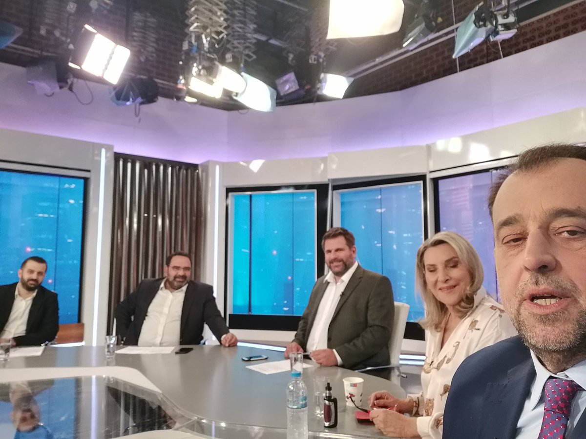 Τωρα <a href="/ertnewsofficial/">ERTNEWS</a> με <a href="/dimkott/">Dimitris Kottaridis</a> <a href="/MarianaPirgioti/">Mariana Pirgioti</a> <a href="/e_vardoulakis/">Eftychis Vardoulakis</a> <a href="/ASeriatos/">Angelos Seriatos</a>