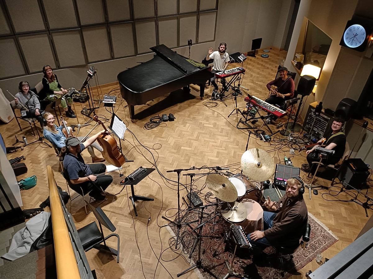 On <a href="/BBCRadioScot/">BBC Radio Scotland</a> Jazz Nights…
Tonight's session features Dundee musician/composer <a href="/a_wasylyk/">Andrew Wasylyk</a> and his 8-piece ensemble plus tonight's Song Book with <a href="/JazzPianoLesson/">RichardMichael</a> pays tribute to pianist Ramsey Lewis. Plus music from @_helenakay <a href="/fat_suit/">Fat-Suit</a> <a href="/judithowen/">Judith Owen</a> <a href="/hiitskitti/">kitti</a> <a href="/DoomCannon__/">DoomCannon</a>