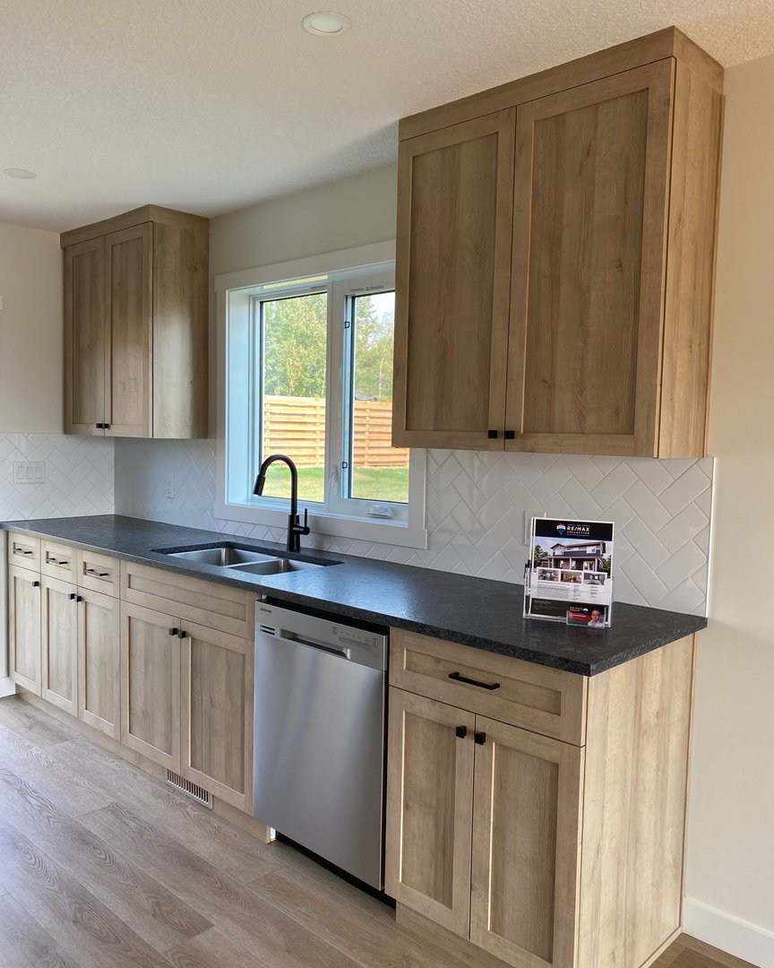 Waters Edge tweet media