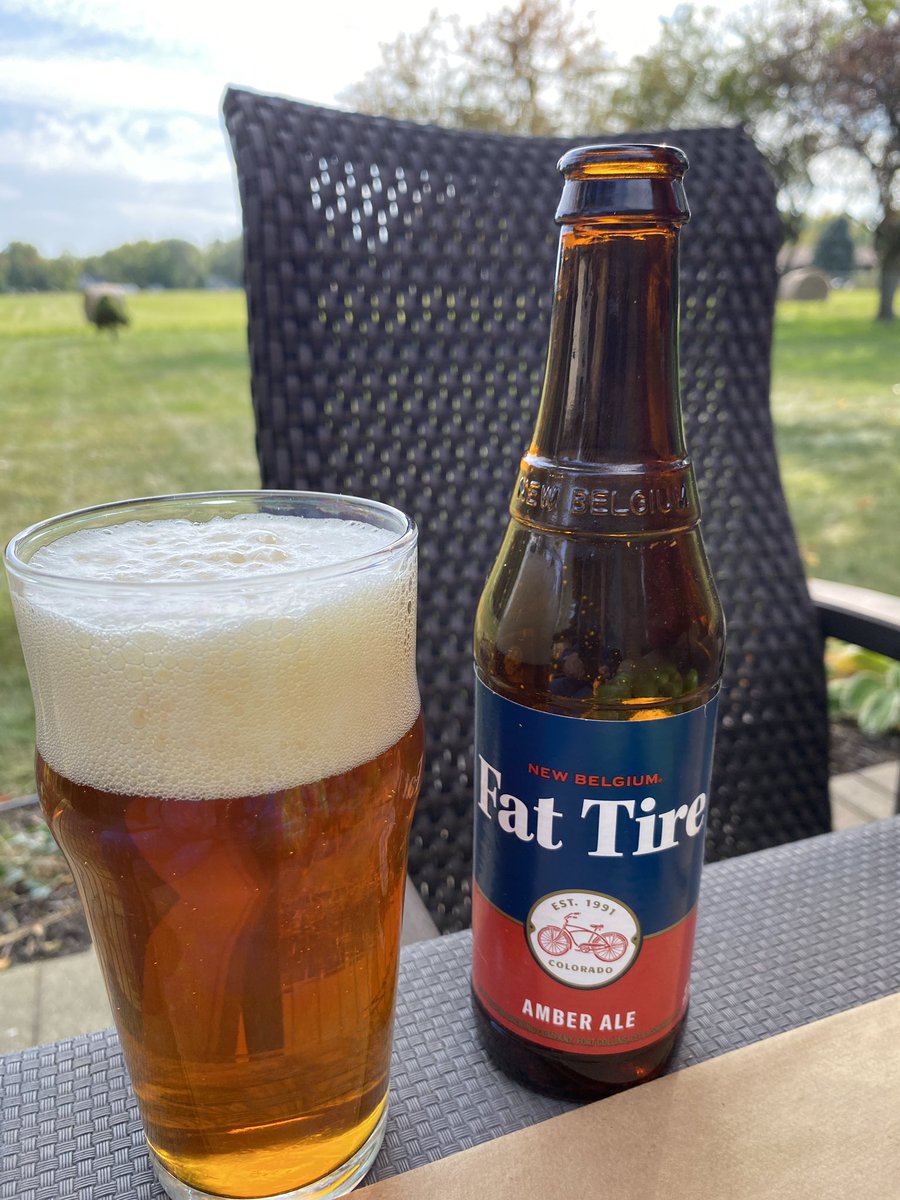 Krazy4golf's tweet photo. Time for another beer. I was hoping it’d be a victory beer, but it wasn’t to be. #DaBears #DaBeers https://t.co/qlA29vjgZE