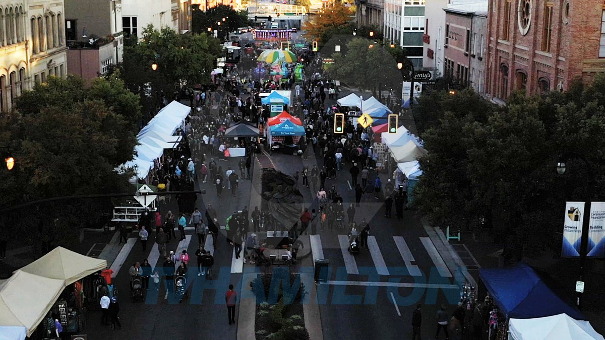 TvHAMILTON's tweet photo. This year's @op_pumpkin has been a HUGE success in downtown @HamiltonOh! Thank you to all the volunteers who worked so hard to put this festival on! #ExploreHamiltonOH https://t.co/cFWpdPUIYb
