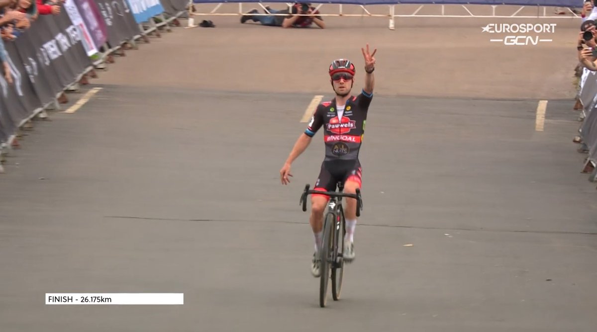 🏆 UCI World Cup Waterloo WI ME (CDM) 🇺🇸

🥇 🇧🇪 Eli Iserbyt
🥈 🇧🇪 Laurens Sweeck
🥉 🇳🇱 Lars van der Haar

4 🇧🇪 M. Vanthourenhout
5 🇧🇪 Nys
6 🇳🇱 Ronhaar
7 🇧🇪 Soete
8 🇧🇪 Vandeputte
9 🇨🇭 Rüegg
10 🇫🇷 Menut
➡️ Results: bit.ly/3rFFbx6

 #CXWorldCup