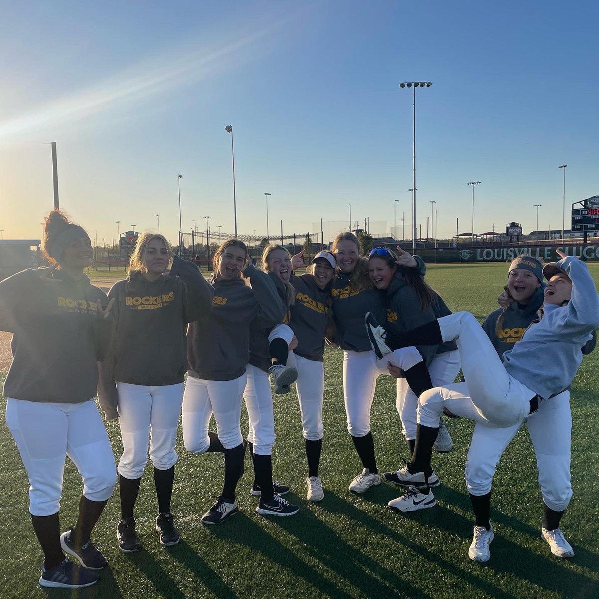 Such a fun fall weekend in the LP4U Showcase in Peoria, IL this weekend. So proud of these ladies going 4-1 and battling with 9 players all weekend. And more importantly getting great College Exposure! 💪🏻🥎🍂 #RockerNation