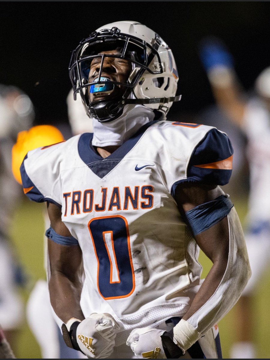ChatWally's tweet photo. Charles Henderson’s Qua Scott with his 2 interceptions (one was a pick-6), a forced fumble, 5 tackles, and 2 QB hurries in the big win over Eufaula is our Marcos Pizza Player of the week. He wins a large one topping pizza from Marcos Pizza in Troy. https://t.co/y7XjNzfgqZ