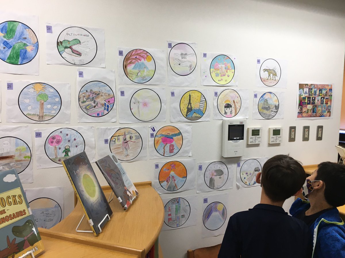 MSTokyoLibrary's tweet photo. The entries are in for the Sakura Medal logo contest! It’s so hard to choose just four pictures to put on this year’s books! #WeAreMST #MSTlibrary #creativity https://t.co/i6VTmRzwNk