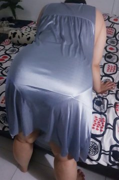 تصبحوو علا خير بحبيبي عماد قاعد مستنيني و بتاعو واقف