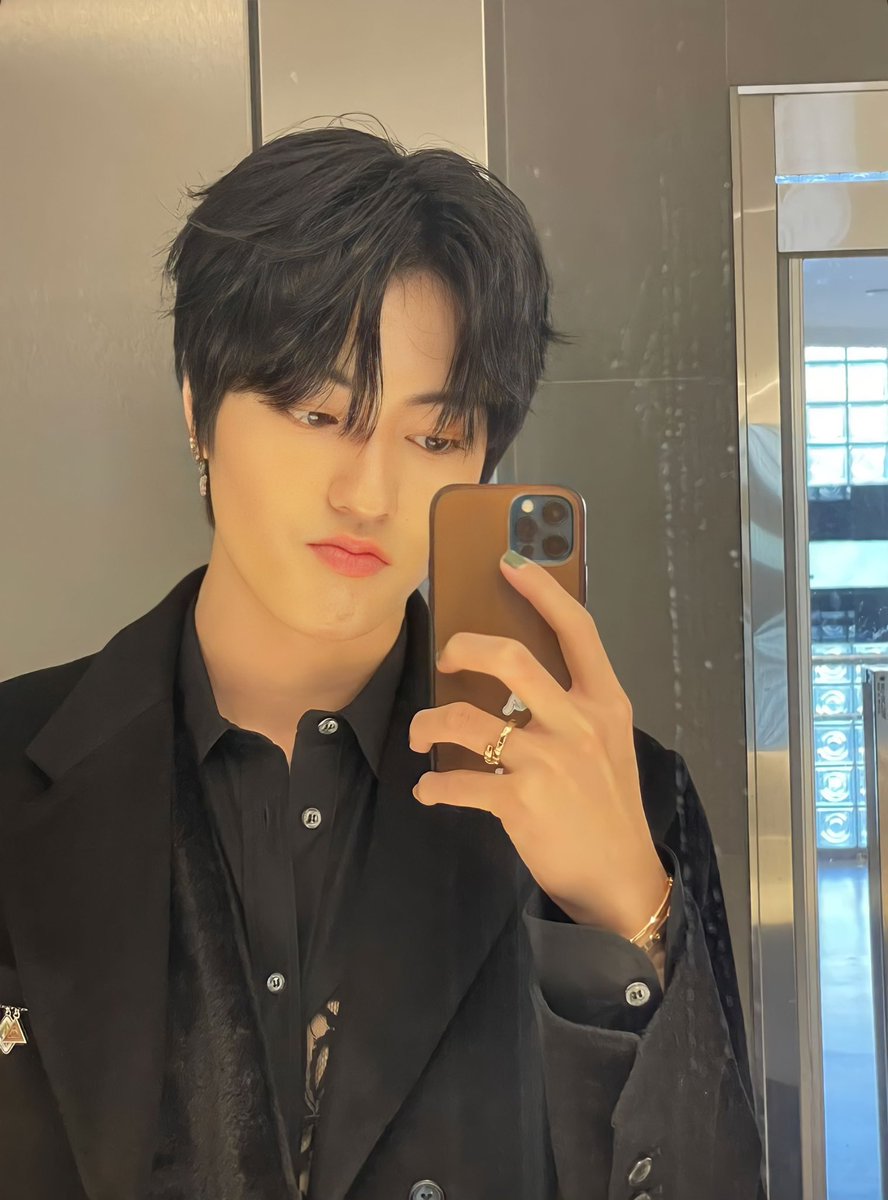 YGHarutoPH's tweet photo. 📷 | 221008

It was a great experience. Thank you for giving us an award that we still lack. Thank you so much! We’ll ckntinue to work hard! Treasuremaker, let’s cheer up together!

@treasuremembers 

#TREASURE #HELLOeverywhere https://t.co/DsXR7ZEsNY