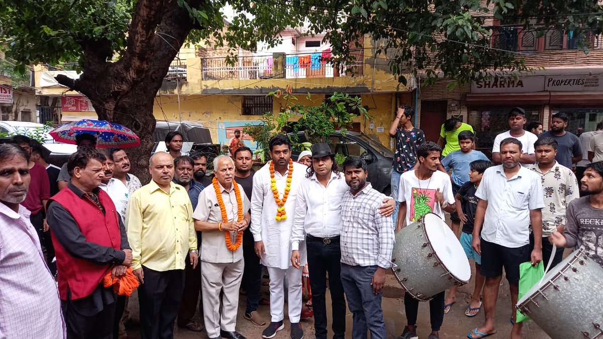 GagraRahul's tweet photo. रामायण के रचनाकार, आदिकवि, सृष्टिकर्ता भगवान वाल्मीकि जी के पावन प्रकट दिवस की सभी देशवासियो को हार्दिक शुभकामनायें 🙏🙏

#ValmikiJayanti
@AtishiAAP @ipathak25 @AapKaGopalRai https://t.co/Xhhok6aQ67