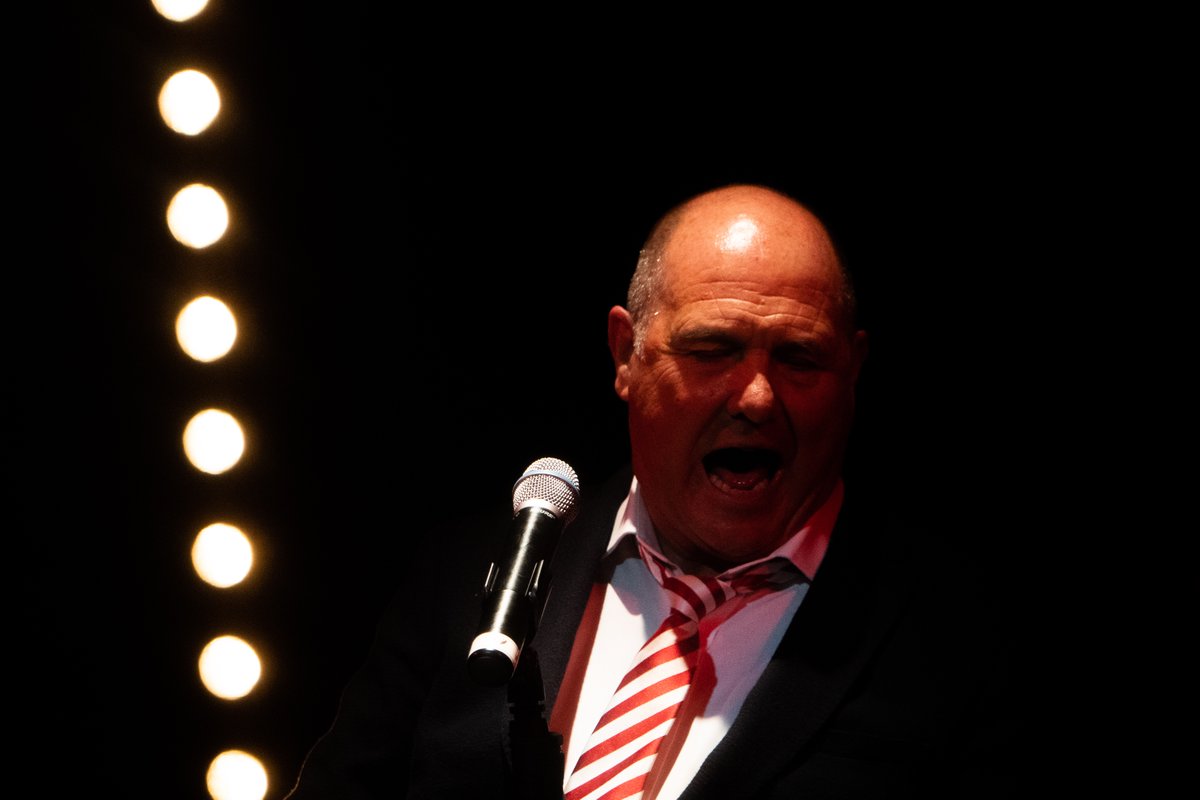 Tisdone1's tweet photo. 💥This Saturday | Oct 15, 2022💥
Rocking With Laughter
@MikeDoyleComedy @Brycheiniog, Brecon
Get Tickets 👉01874 611622 https://t.co/mo2QugXWQY
#RockingWithLaughter with guest @stephywebber
For tickets follow the link or call the box office!
☎️📞📞☎️01874 611622 https://t.co/TSrd3721ja