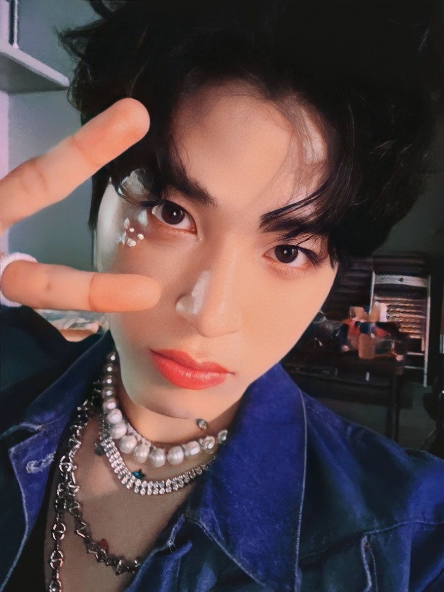 JunghwanPH's tweet photo. 📷 | 221005

I'm cool 😎

@treasuremembers 

#소정환 #SOJUNGHWAN #TREASURE #HELLOeverywhere https://t.co/f5hWT2fJZm