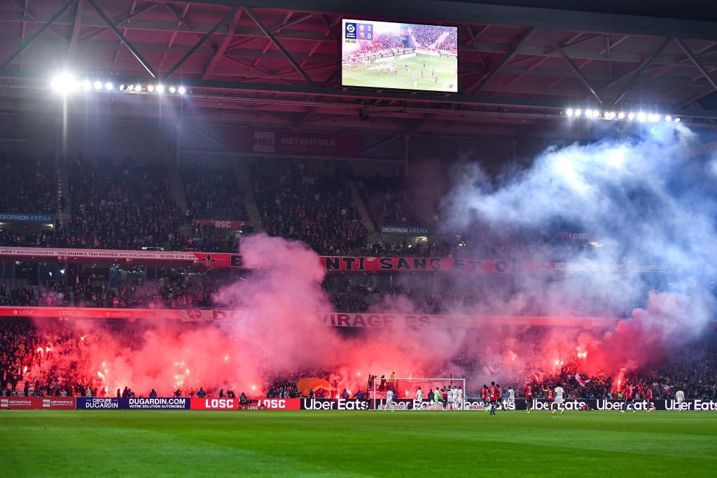 Samt3hh's tweet photo. #LOSCRCL  LOSC 1-0 LENS 🔴⚪⚜ Bien Joué Les Gars !!!! #LOSC https://t.co/YK9DHjrUS1