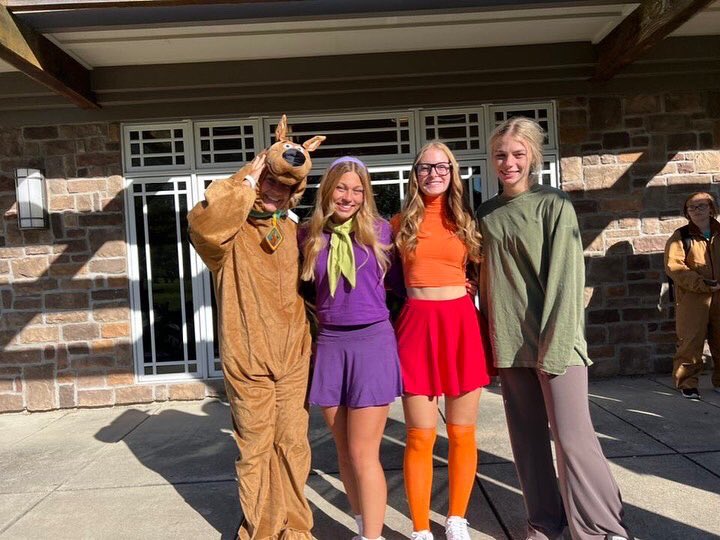 INTechWSoccer's tweet photo. Sunday Reset π¦Άπ½β³οΈ
.
Ghost Busters
.
Mystery Machine
.
101 Dalmatians
.
Smurfβs
.
Grandmas
.
Gatorade
.
.
Comment your favorite group!!
.
.
.
#teambonding #spookyedition π»β½οΈπͺπ½ https://t.co/ykXMpj65QP