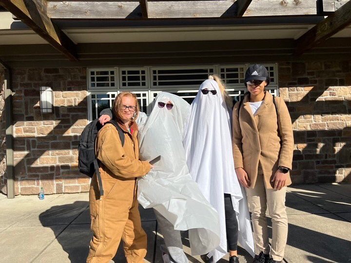 INTechWSoccer's tweet photo. Sunday Reset π¦Άπ½β³οΈ
.
Ghost Busters
.
Mystery Machine
.
101 Dalmatians
.
Smurfβs
.
Grandmas
.
Gatorade
.
.
Comment your favorite group!!
.
.
.
#teambonding #spookyedition π»β½οΈπͺπ½ https://t.co/ykXMpj65QP