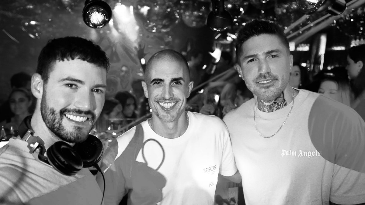 TOMandCOLLINS's tweet photo. Gracias por otro lleno total en @terms_records con @denniscruzdj prepárense para la próxima!// thanks for another sold out @terms_records with @denniscruzdj ! Prepare for the next one! https://t.co/NLA4D5pGME