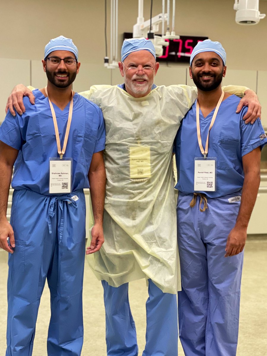 The #OHSUHernia team representing at the Surgical Solutions Symposium! Dr. Martindale led discussions centered around preoperative optimization & educated surgeons, including our current & former trainees, in techniques of complex abdominal wall reconstruction. #azWhyOHSUSurgery