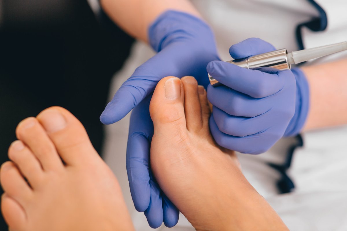 ChicagoFootCare's tweet photo. Now is the perfect time for treating #toenailfungus Visit #lasercenter to treat #onychomycosis https://t.co/ccVVcoAjk4 #bestpodiatrist #podiatristnearme https://t.co/nQfrqsXP2N
