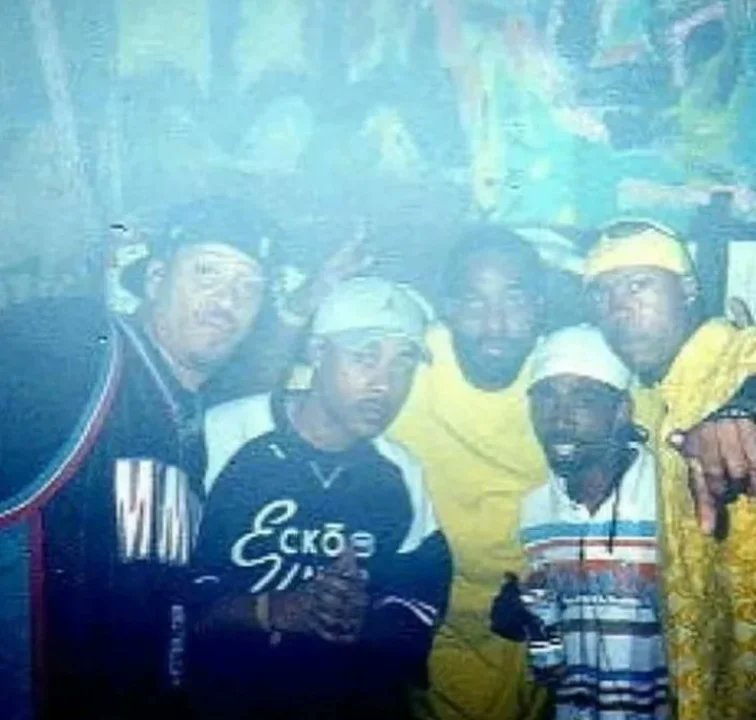 TheRealPerceeP's tweet photo. 20th anniversary of Jurassic 5 album Power In Numbers which dropped in 2002!!The album features Big Daddy Kane, Percee P, Kool Kieth, Juju of the Beatnuts and Nelly Fertado. #jurassic5 #bigdaddykane #perceepsupport #koolkieth #beatnuts #nellyfurtado https://t.co/TbZpMBzwY6