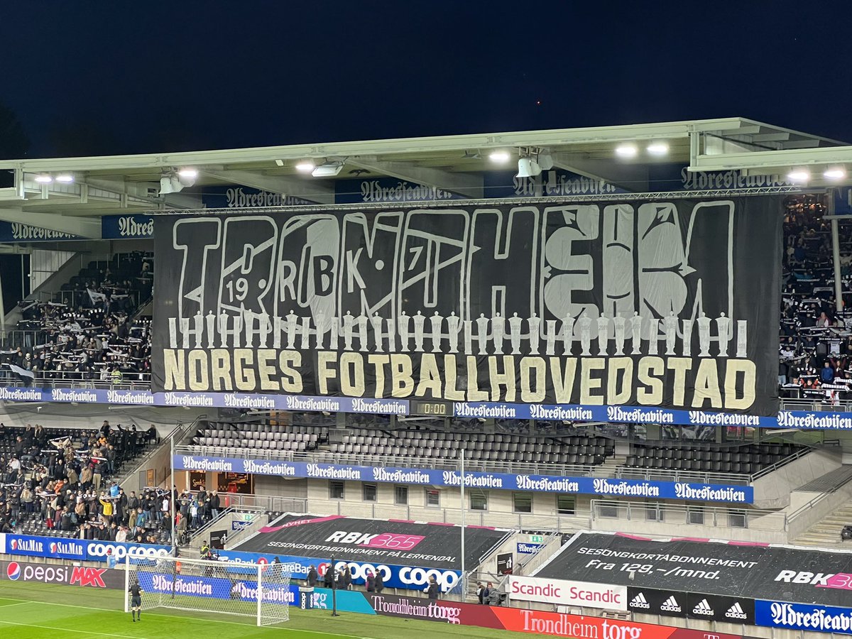 Solid prestasjon, 3 poeng og fantastisk atmosfære ⬛️⬜️  Takk for i kveld 👏🏻