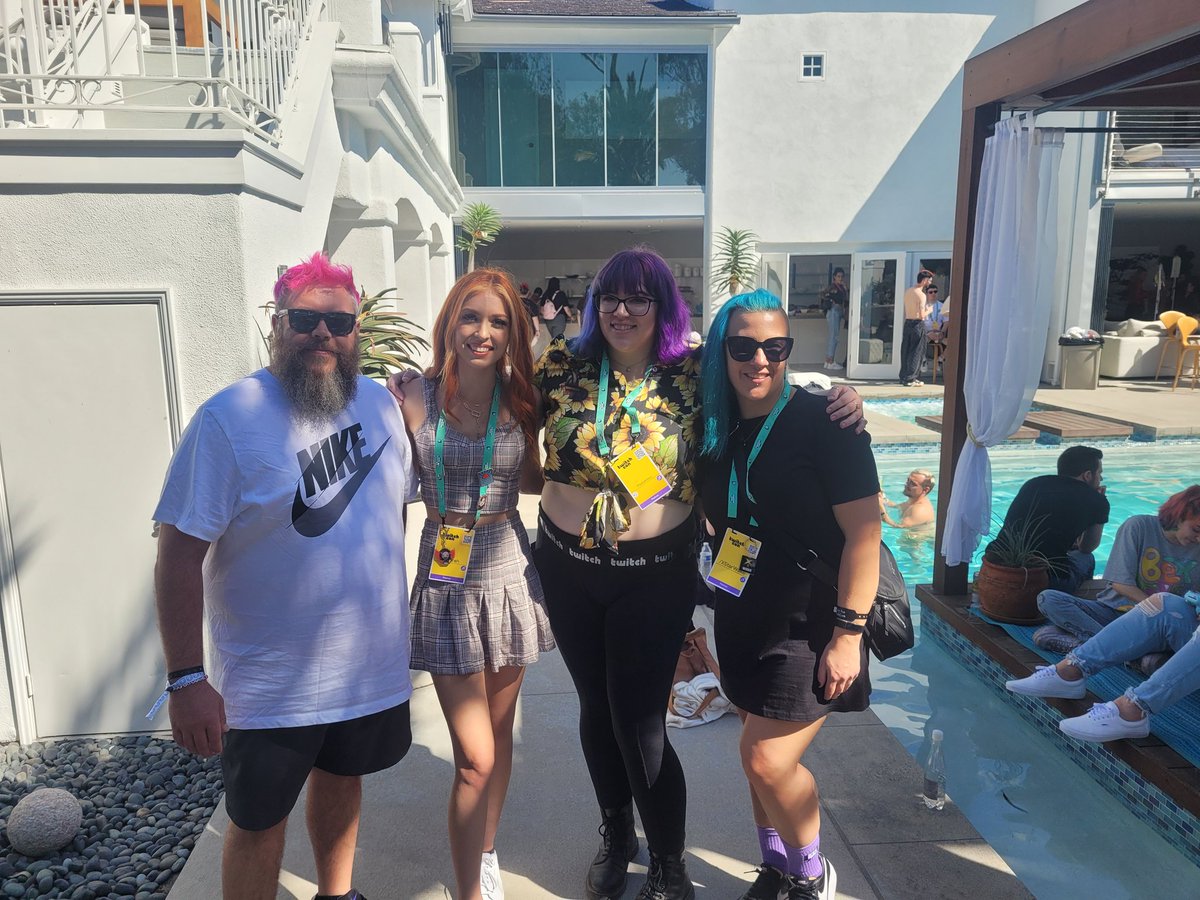 XStarWake's tweet photo. At the best party in Twitchcon San Diego with @PixelxKittentv and @AstrahTV
@FourthwallHQ has put so much effort this weekend!
#FourthwallOasis https://t.co/o2bxYcABNk