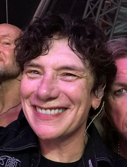 Happy 62 birthday to the amazing Mr. Big vocalist Eric Martin! 