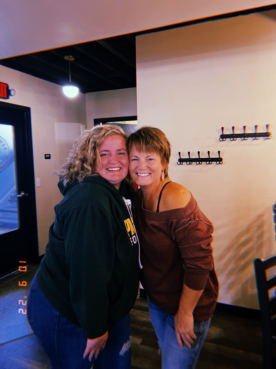 PaytonRilee's tweet photo. #PourHouseWI
#TouchTunesTV https://t.co/FMPBMB9rXP
