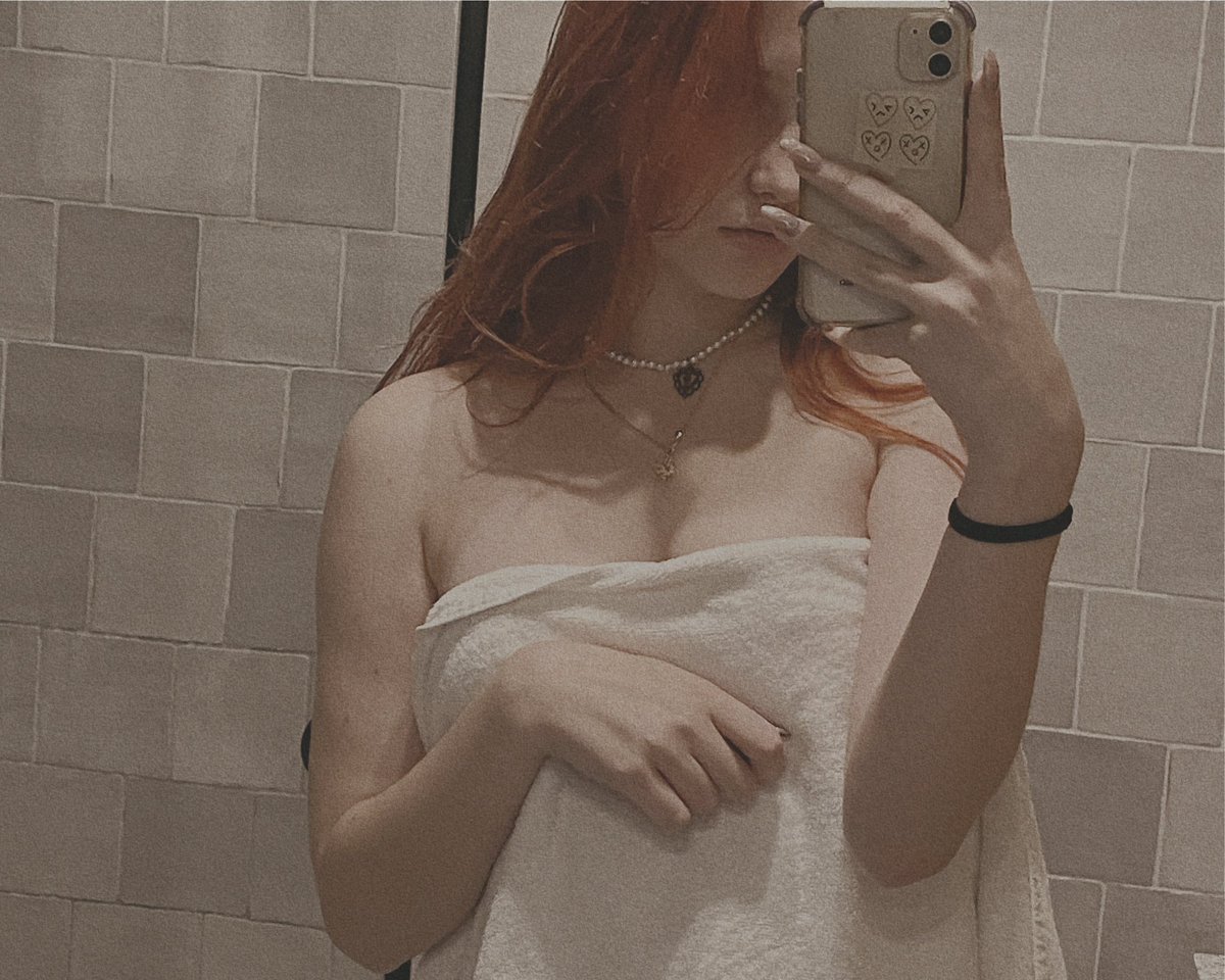 Повертаюсь в #sexymonday 🤍