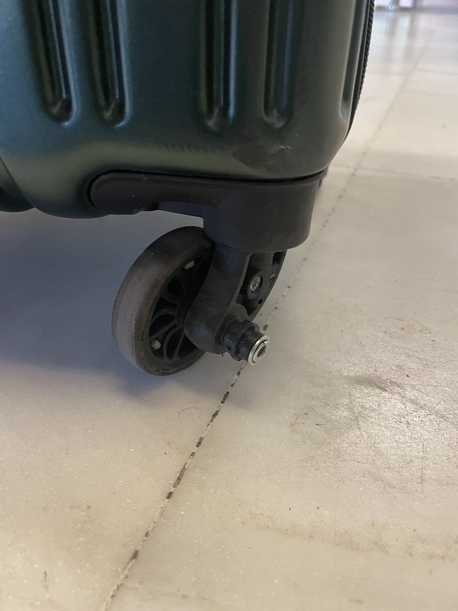 Smileywithak's tweet photo. @delseyofficial made it to Paris, still one wheel, still traveling with a toddler, still short one wheel and still unresponsive for days. #poorcustomerservice https://t.co/ah4YWICoCV