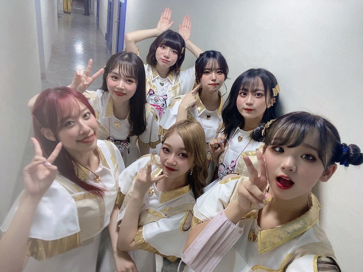 おはようございます！
対バンは本当に楽しい🎤
ずっと出られるように次の選抜戦も絶対に
頑張らなきゃ💪
デビューからずっと守ってきたこの場所…
簡単に明け渡すつもりはありません👊
リカファンの絆を強く感じたこの2日間でした💙
ありがとう…
そしてこれからもよろしくね🎶
#かかかぶぶぶききき