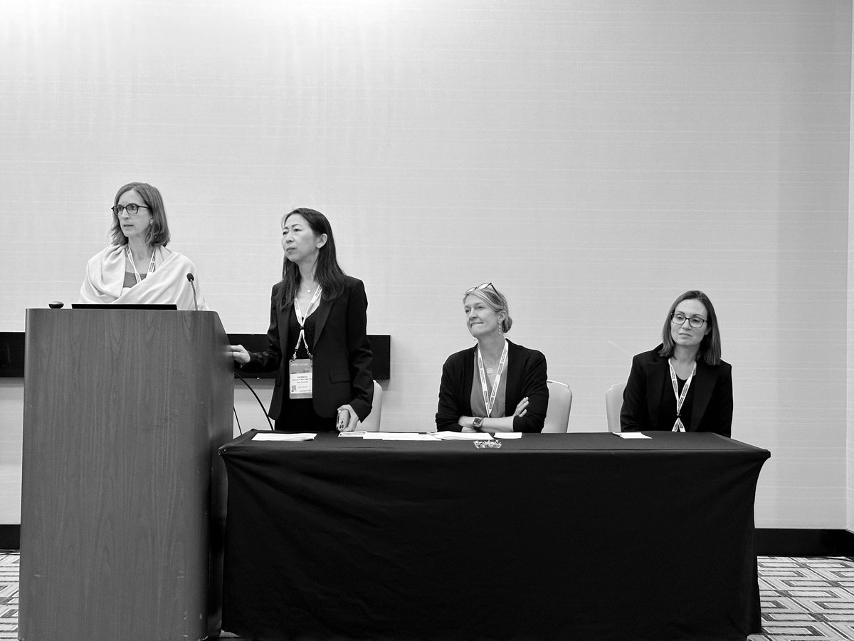 jennpincus's tweet photo. I loved the long breast course today at #CAP22 by these amazing #breastpathologists @CollinsLauraC @HannahYWen @DrKimAllison & Hannah Gilmore https://t.co/t05nGVjK4M