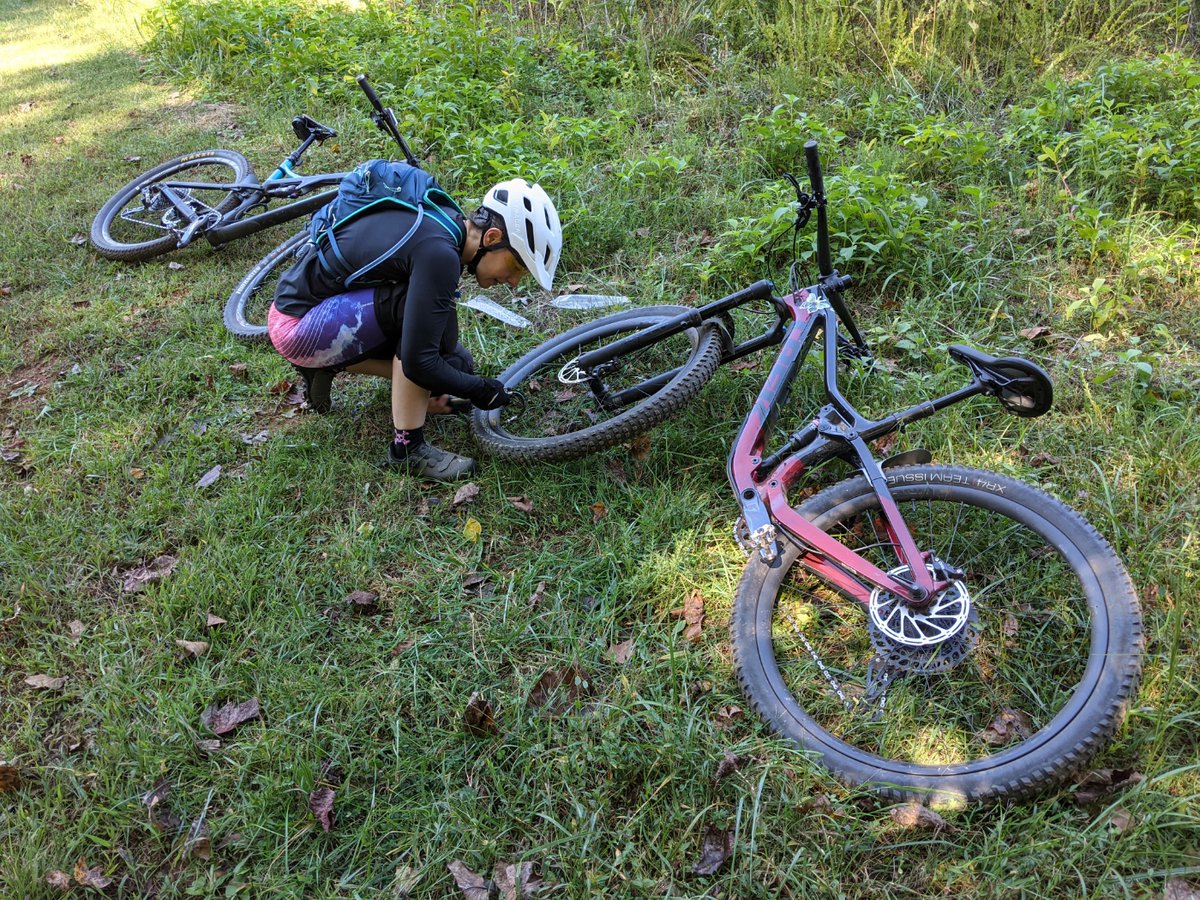 fromagefacile's tweet photo. Field-testing the new bike pump! @llorenzin got a flat while we were riding at Brumley Forest this afternoon… https://t.co/f9YU85fkXY