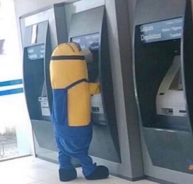 brusnos's tweet photo. sacando o salário minion https://t.co/xLUsHnO3Eg