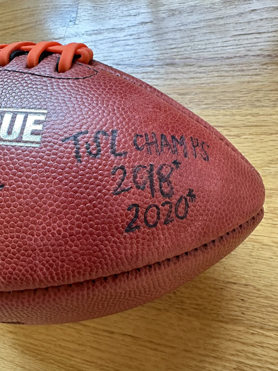 the_markcast's tweet photo. The @BryanScottQb signed @TheSpringLeague football is back!
Remember, the only way to get this truly one-of-a-kind signed, game-used ball is to be subscribed to the show!
https://t.co/kkmLVkNda2 to enter‼️
Giveaway when we hit 2500 subs! 🎉
#XFL
#USFL
#CFL
#TheSpringLeague https://t.co/4FeWneXXzN