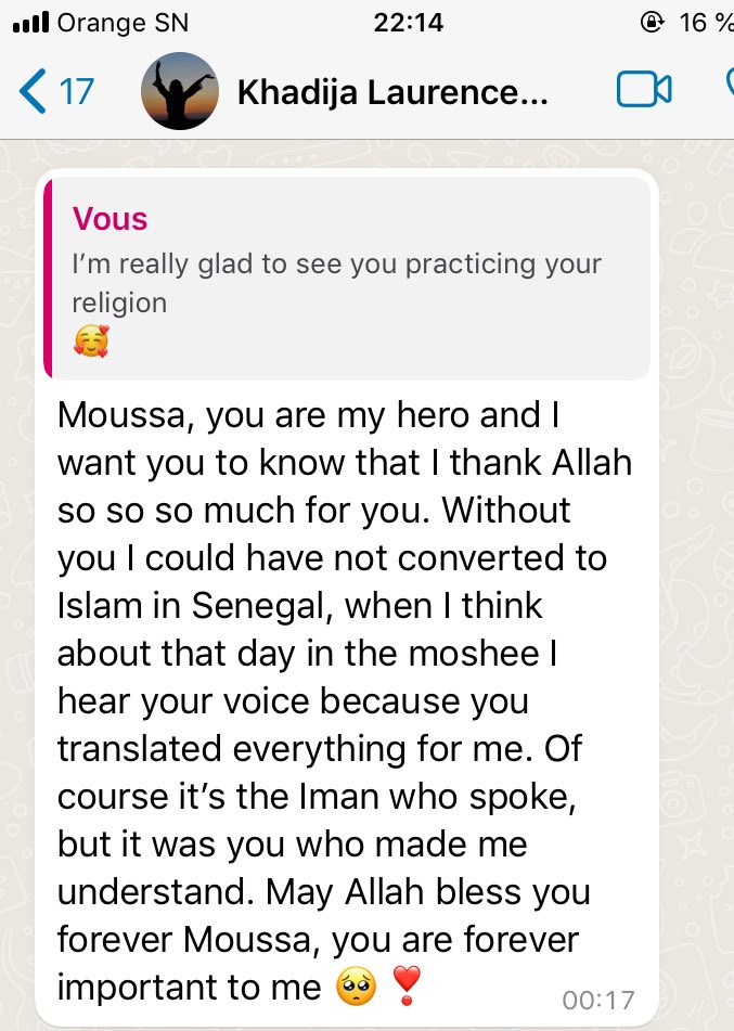 ace_moussa's tweet photo. Je suis heureux de vous annoncer que j’ai aidé une personne (allemande) à se convertir à l’Islam durant le ramadan dans mon quartier. Aujourd’hui elle est venu pour que je signe un papier pour qu’elle soit reconnue musulmane en Allemagne 🇩🇪 avec un cadeau en plus 😭 so proud❤️ https://t.co/yMlGpgzUlY