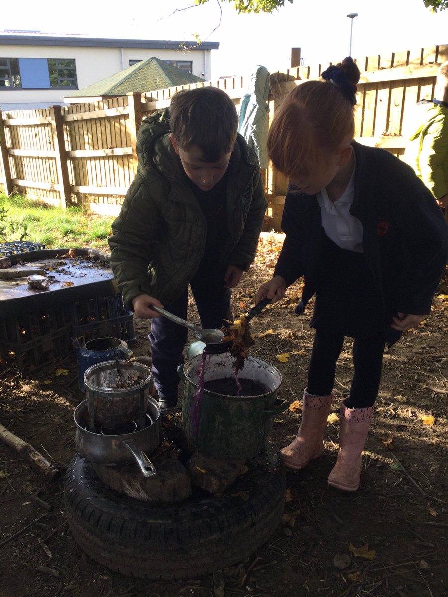 ysgolyddraig's tweet photo. #yydcoch had a brilliant time in Forest School with @walkinthewild1. We chopped kindle, lit fires, made brooms and wands, cooked pizza wraps and explored with our friends. #wellbeing https://t.co/UOuy8VnvRu