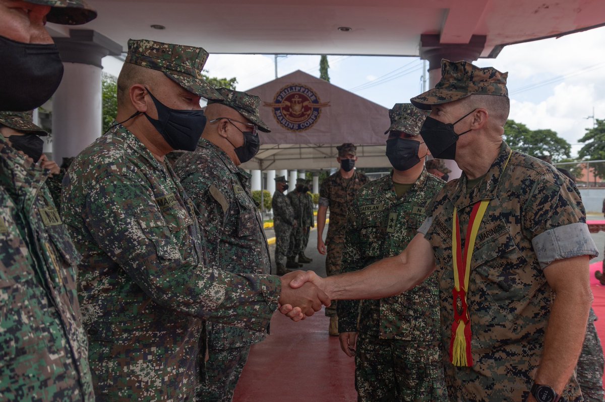 U.S. Marine Corps Maj. Gen. Jay Bargeron, commanding general of 3d Marine Division, is presented honors from the Philippine Marine Corps at a ceremony during KAMANDAG 6 at Fort Bonifacio, Philippines.

#ReadyToFightNow