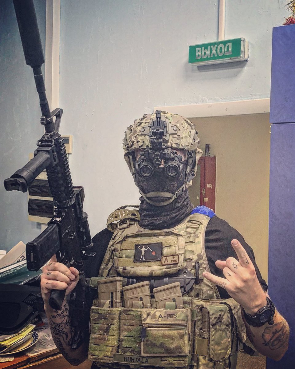 He ajavat vain öisin. #communistsafari ps. Kiitos tuesta ❤️