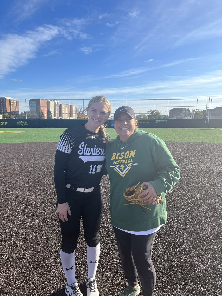 Hannah Soderbeck tweet media