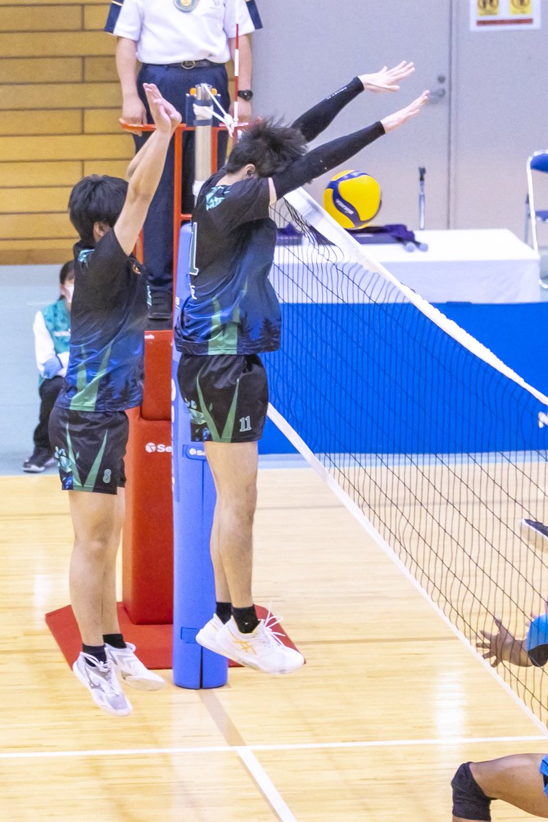 Veertien_VC's tweet photo. 【🏐#とちぎ国体🏐】

🔥3位決定戦🔥

🆚大分県

1️⃣25-16
2️⃣25-19
3️⃣25-21

勝ちました😭😭3位🔥🔥
国体の期間たくさんの応援ありがとうございました🙇‍♂️🙇‍♂️

来月からリーグ戦が開幕致します‼️
ぜひ試合会場へお越し下さい‼️
バレーボールは面白いです🏐

#ヴィアティン三重 https://t.co/lRo59iJsHX