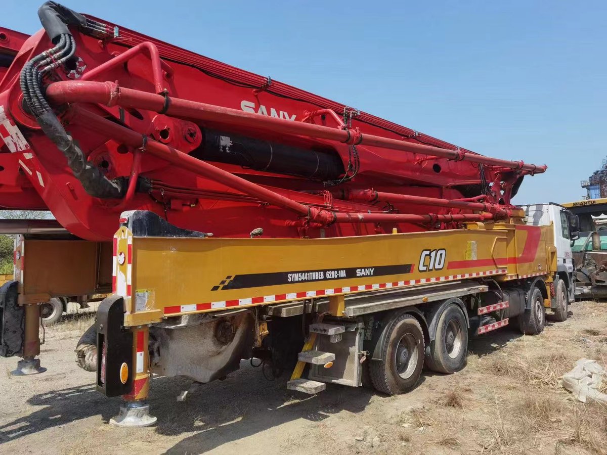Jessica99854409's tweet image. 【Daily Recommendation】
Brand: Sany
Model: 62m
Manufactured Year: 2019
Chassis: Benz

Contact #Imachine sales team for more details.
+86 185 7080 5782 / jessica@imachine123.com

#usedconcretepump  #concretepumptruck #constructionequipment #sany #ZOOMLION #Sitrak #Benz #SaudiArab