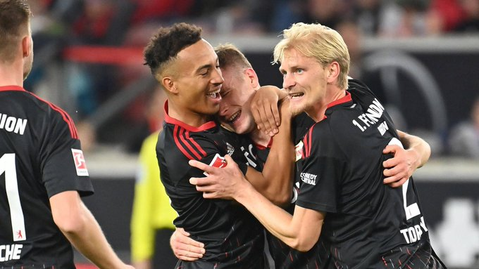 TGoalpost's tweet photo. Union Berlin's brilliant start to the season continues, as they remain top of the table after Paul Jaeckel's goal got them a 1-0 win against VfB Stuttgart!
#TheGoalpostNews #VFBFCU #StuttgartUnion #PaulJaeckel #Jaeckel #UnionBerlin #FCUnion #Union #FCU #Stuttgart #Bundesliga https://t.co/etrMaXrWu0